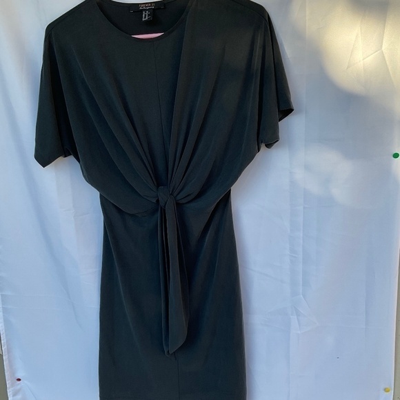 FOREVER 21 cute dress size XS - Picture 6 of 6